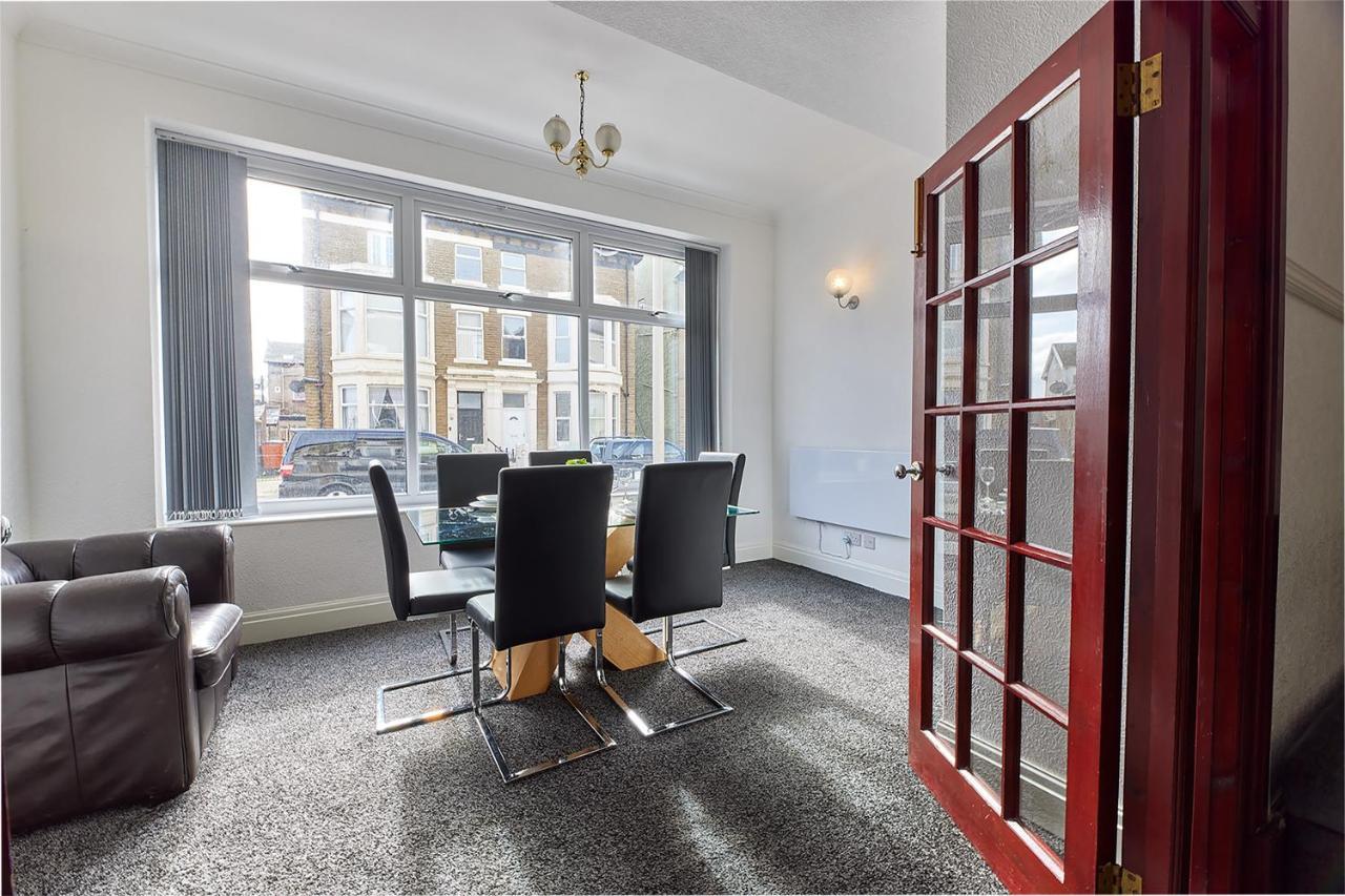 Pleasure Holiday Apartments Blackpool Ngoại thất bức ảnh