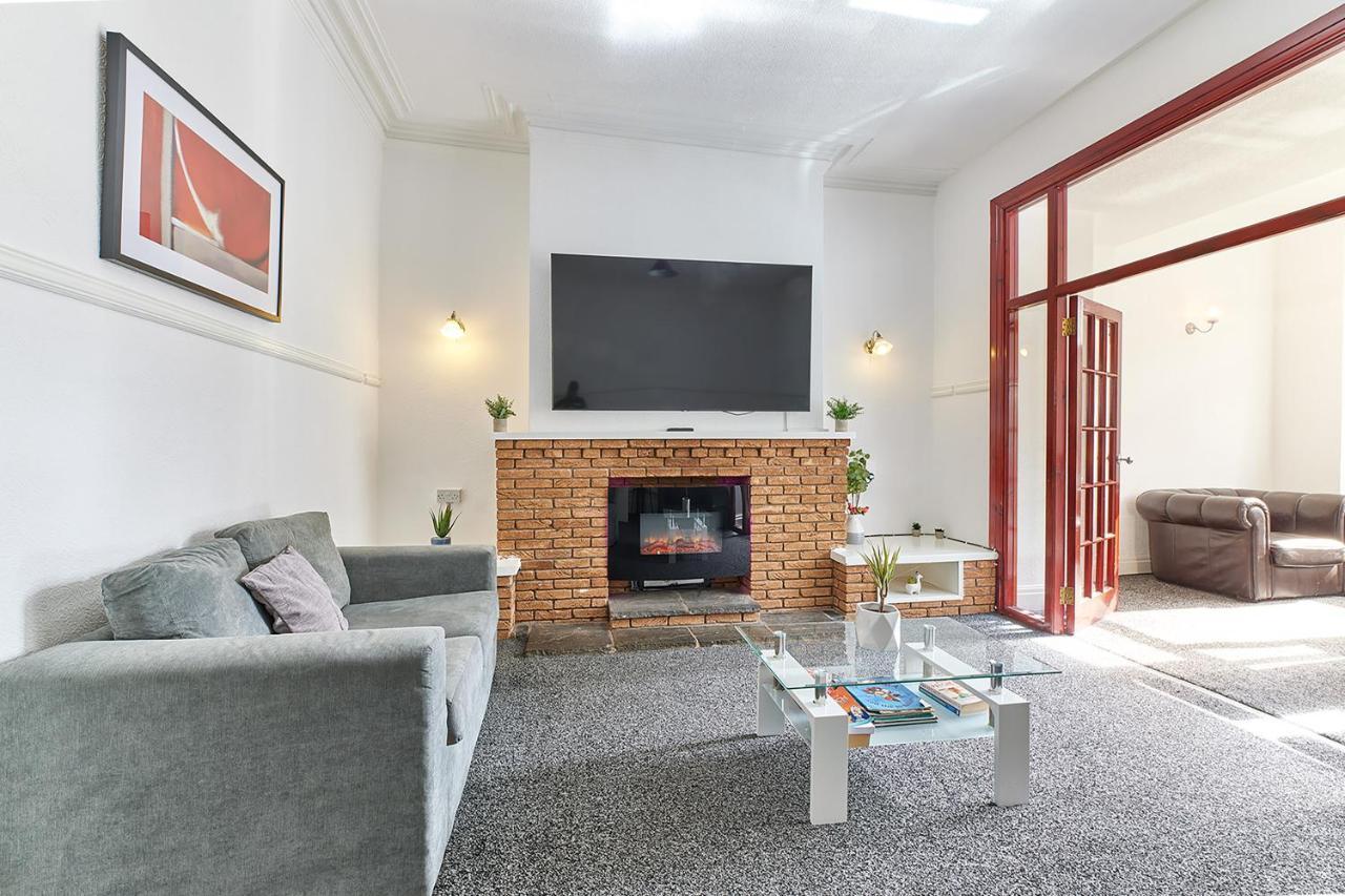 Pleasure Holiday Apartments Blackpool Ngoại thất bức ảnh